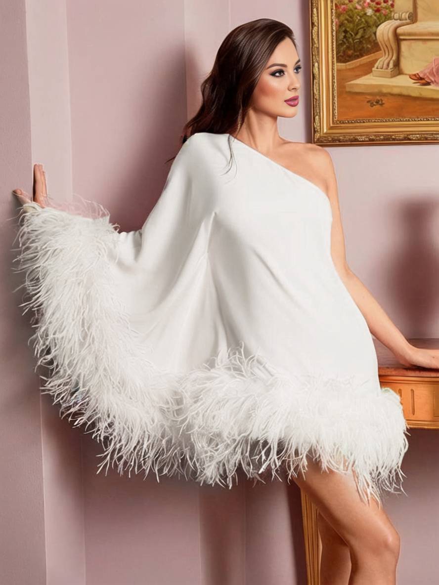 Cocolii robe courte trapèze plume une épaule manches cape femme