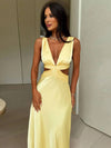 Cocolii robe longue en satin noeud papillon dos nu décolleté plongeant sans manches femme élégant invité mariage pour une soirée d'été